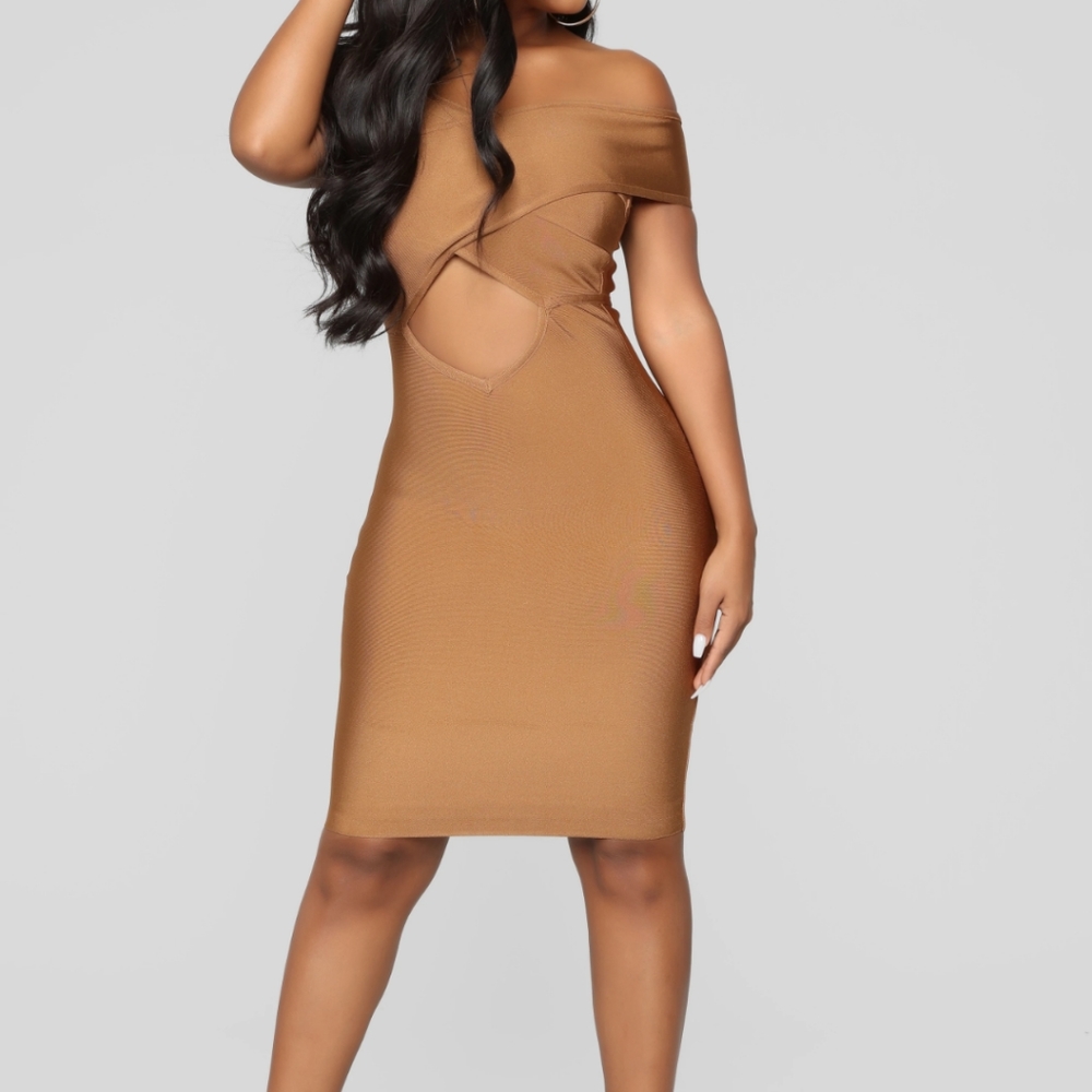 Fashion Nova bandage dress